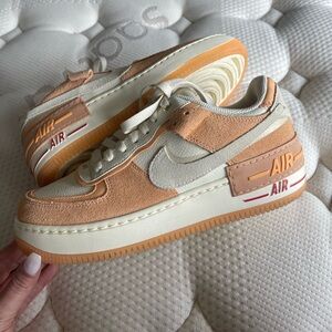 Nike Kids Sneakers - Tan and Cream